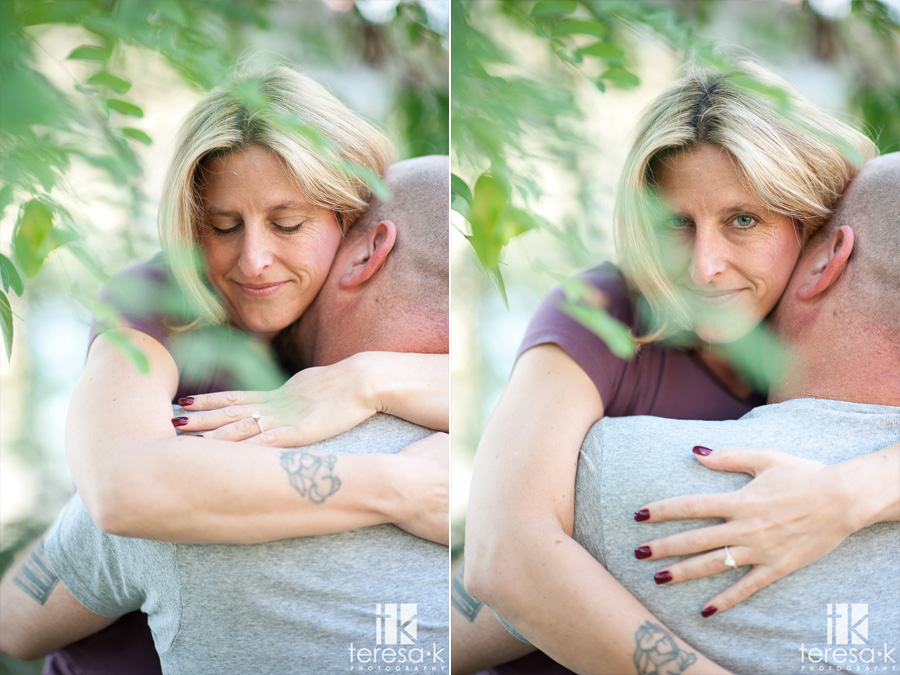 engagement images at lake Natoma