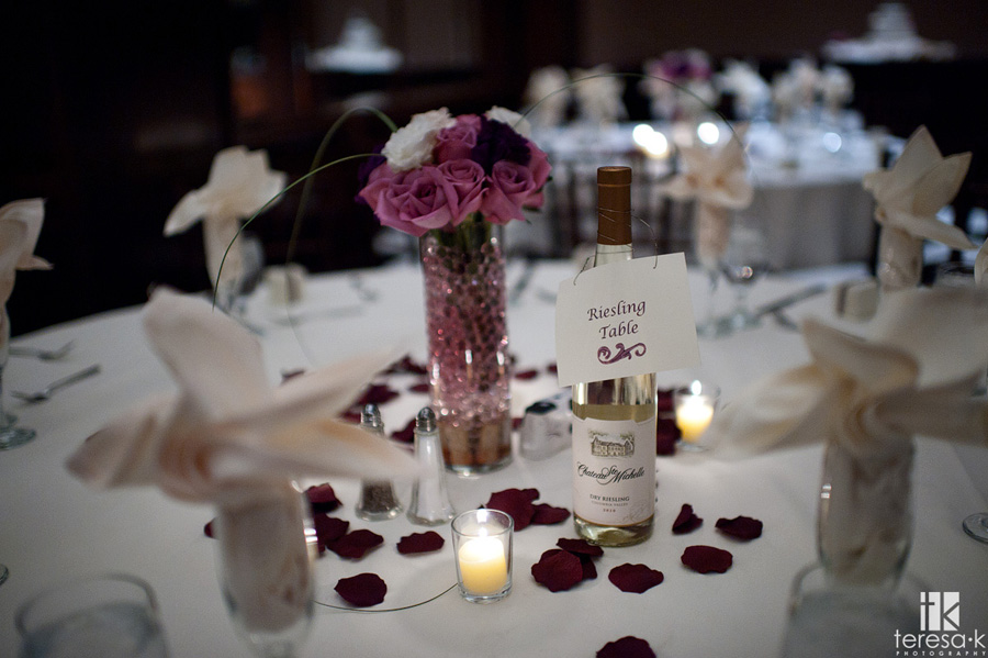 Arden Hills Resort Club Wedding by Sacramento Wedding photographer Teresa K reception decor at Arden hills