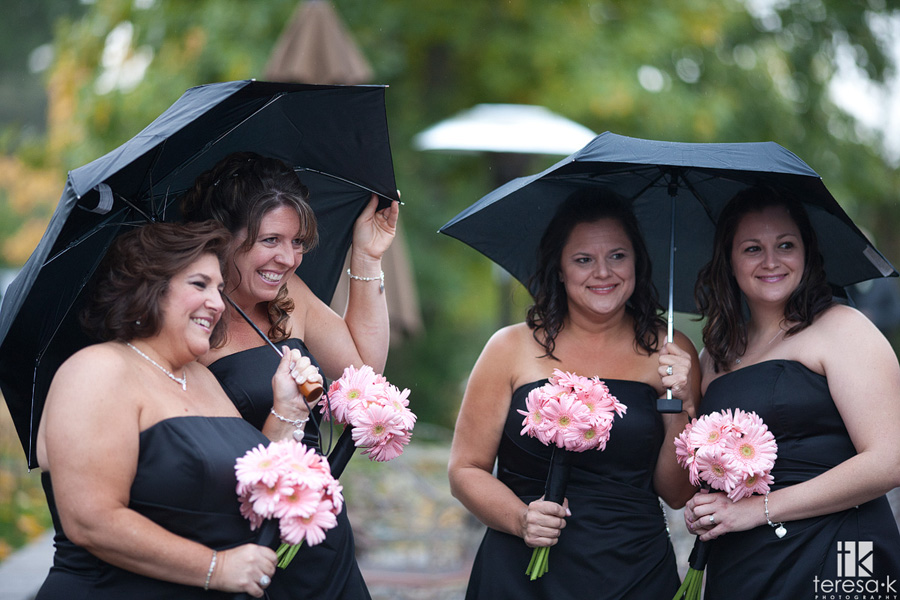 Newcastle Wedding Garden images by Teresa K photography Newcastle wedding photographer