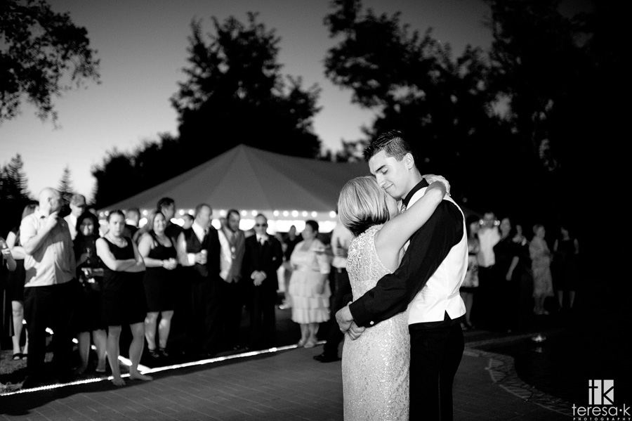 Sacramento area wedding and portrait photographer best of 2011 best dancing shots from wedding