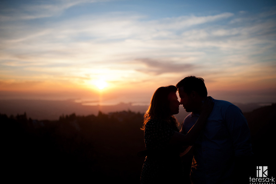 Oakland Engagement Session by Teresa K photography silhouette image from engagement